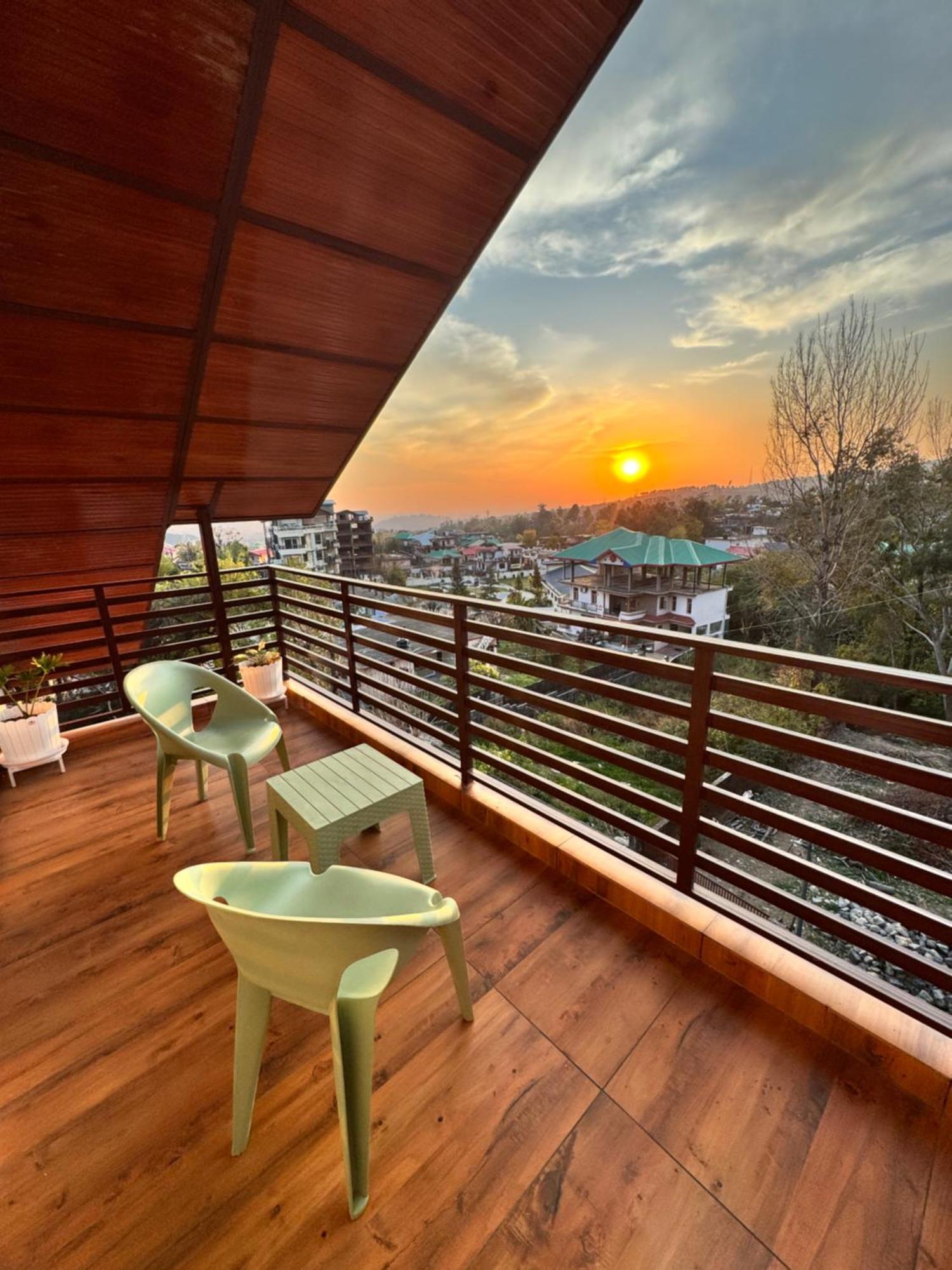 Apartment Attic Breeze