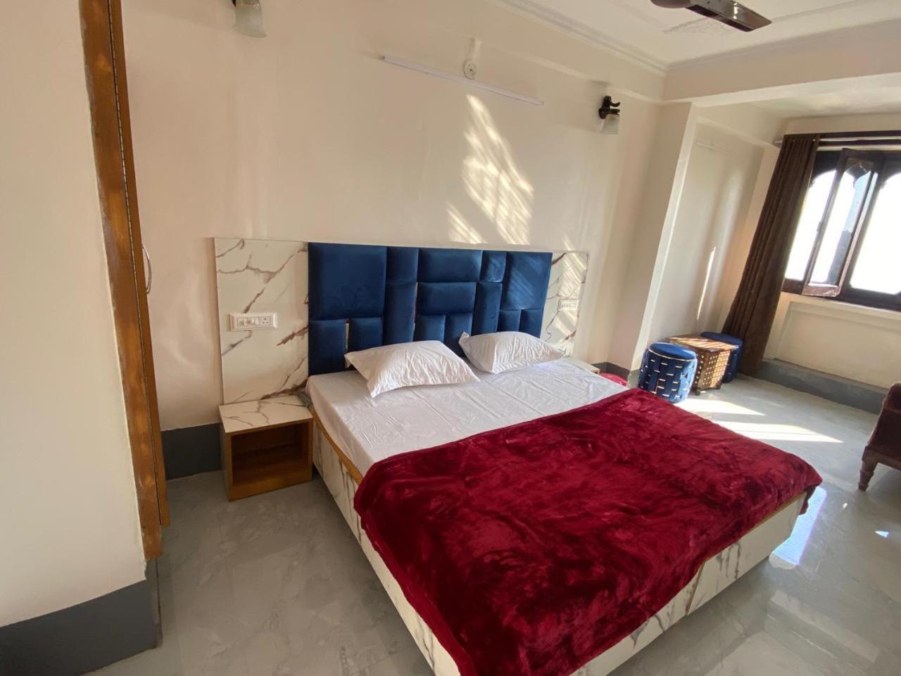 B Mehra Hotel Dharamshala