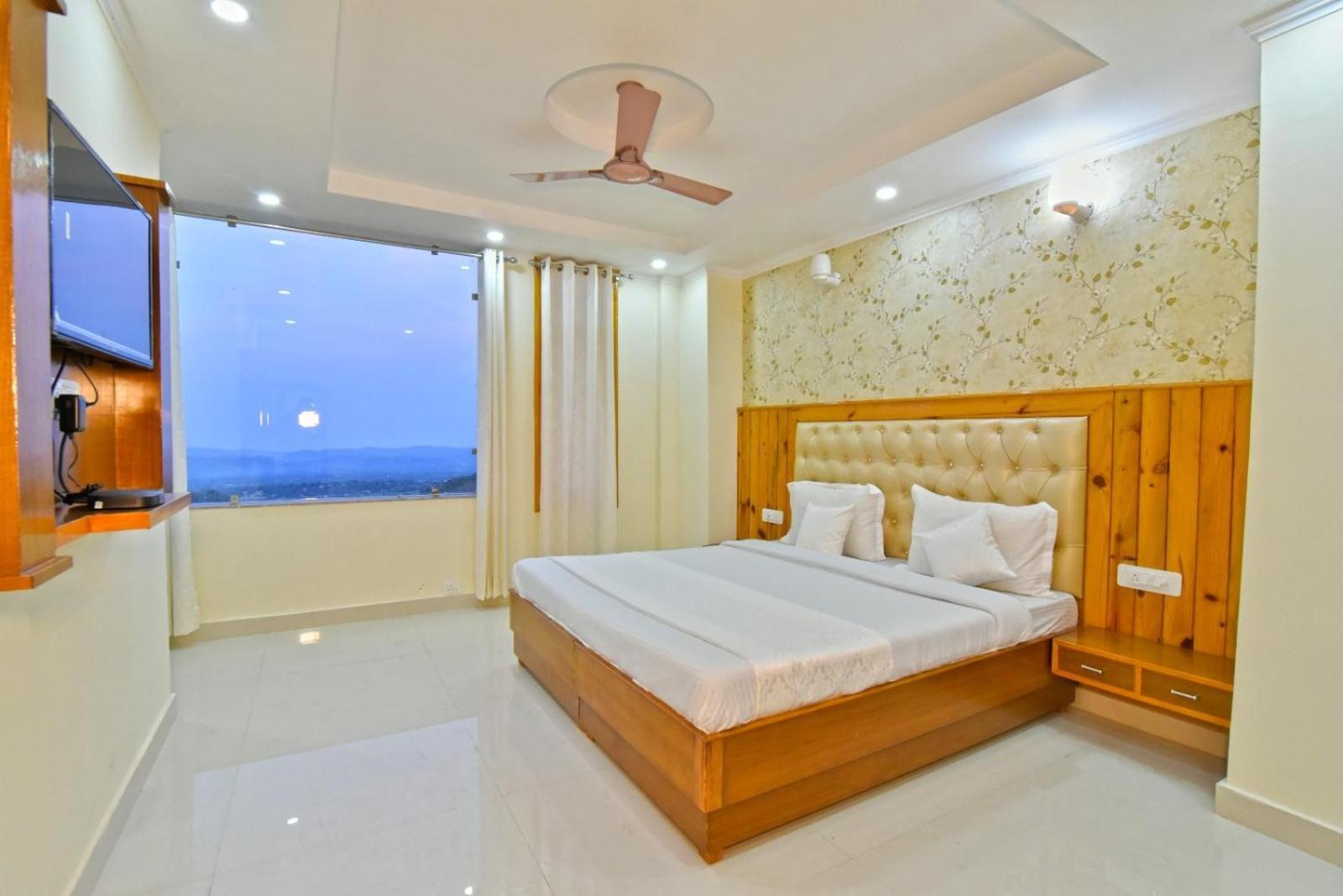 Luxury Pine View # Vpo, Sudher#cricket Stadium 5 Km