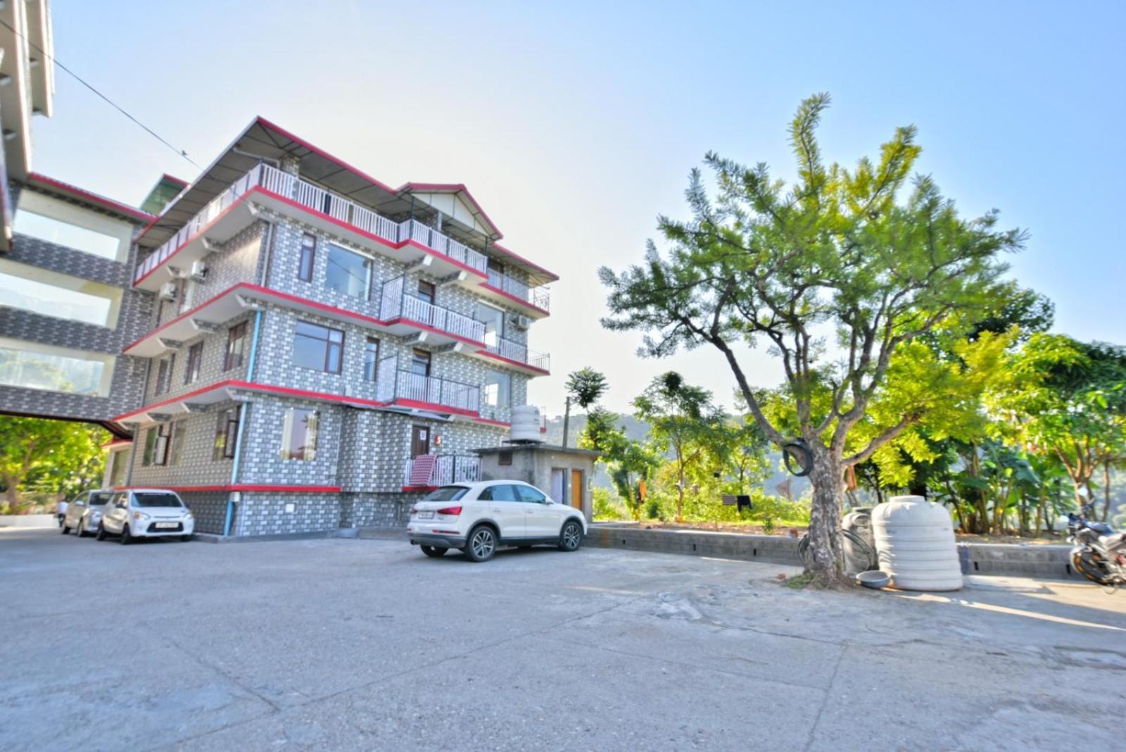 Luxury Pine View # Vpo, Sudher#cricket Stadium 5 Km