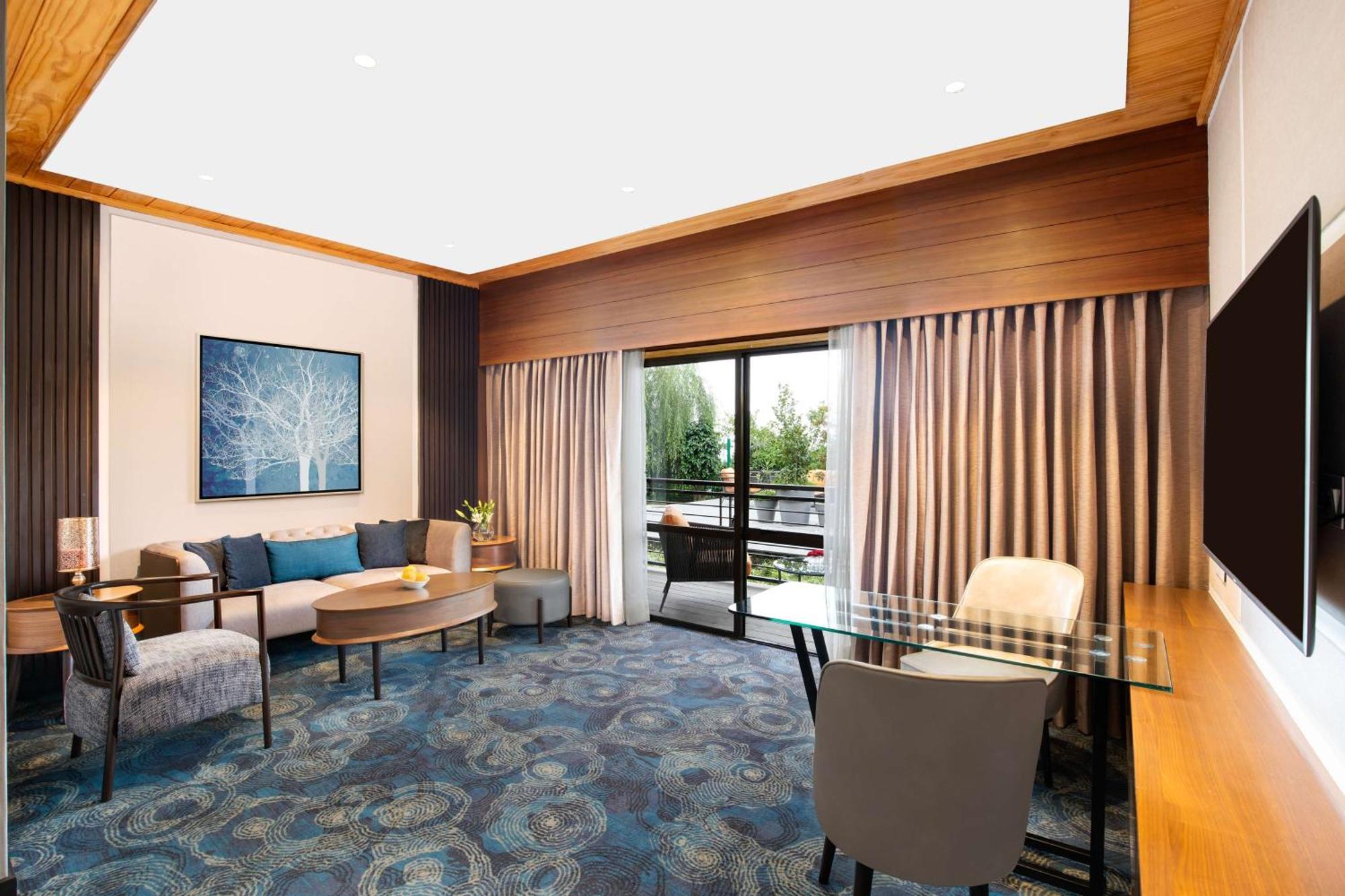 Radisson Blu Hotel 5*