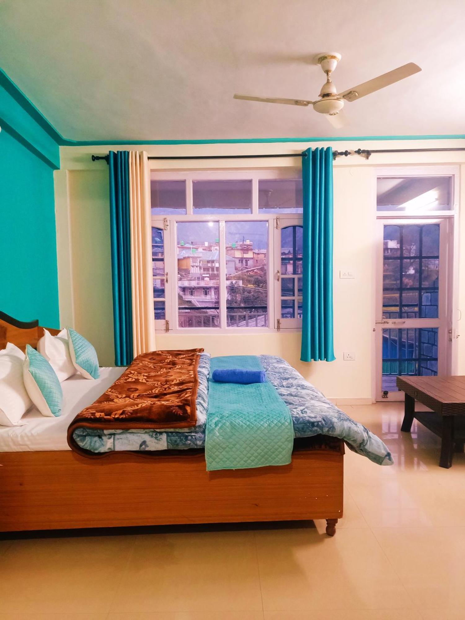 Homestay Check-in & Chill *