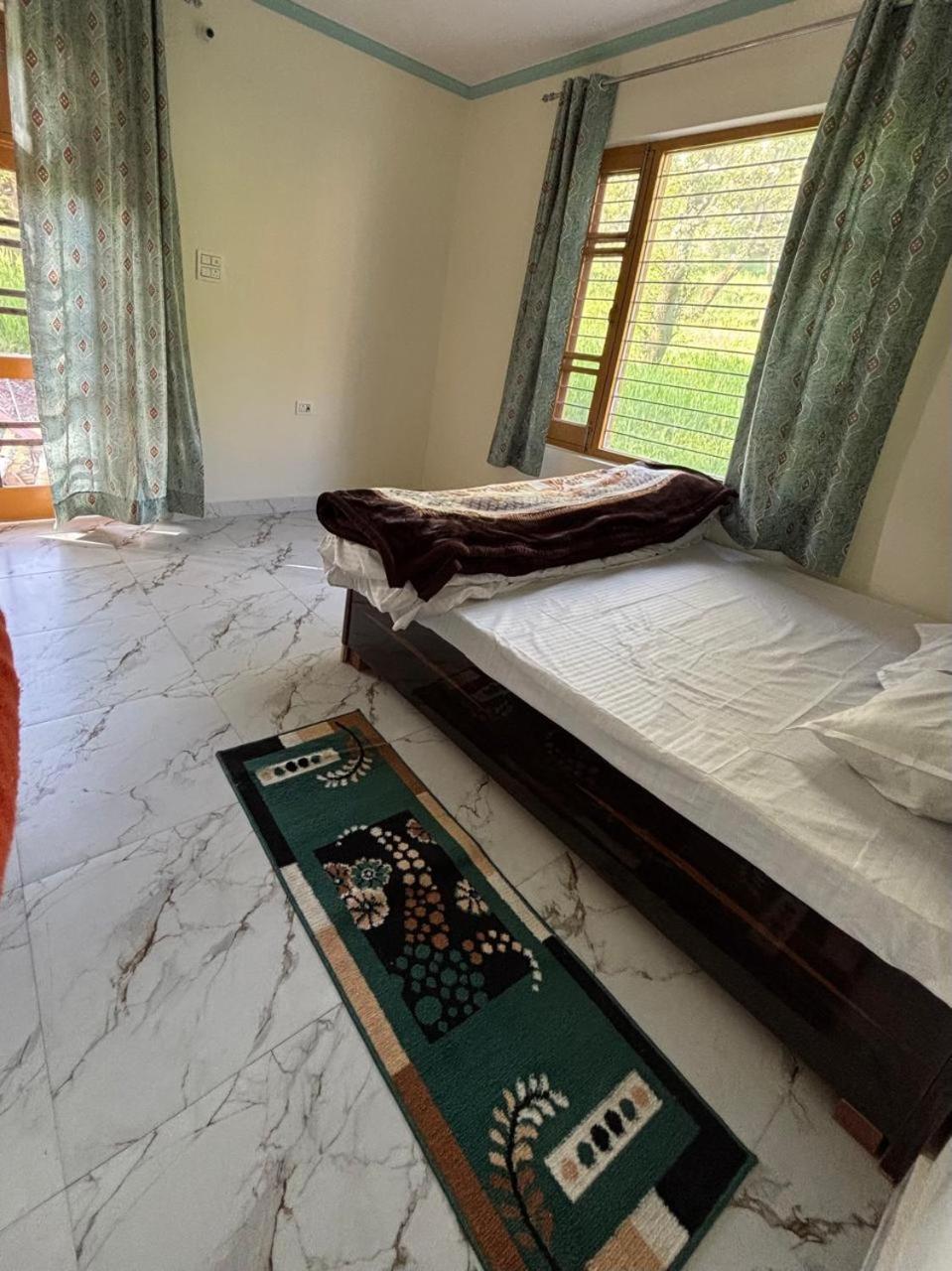Tranquil Trails Naddi Homestay *