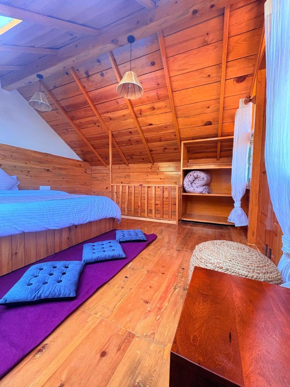 Naddi Pine Wood Hut