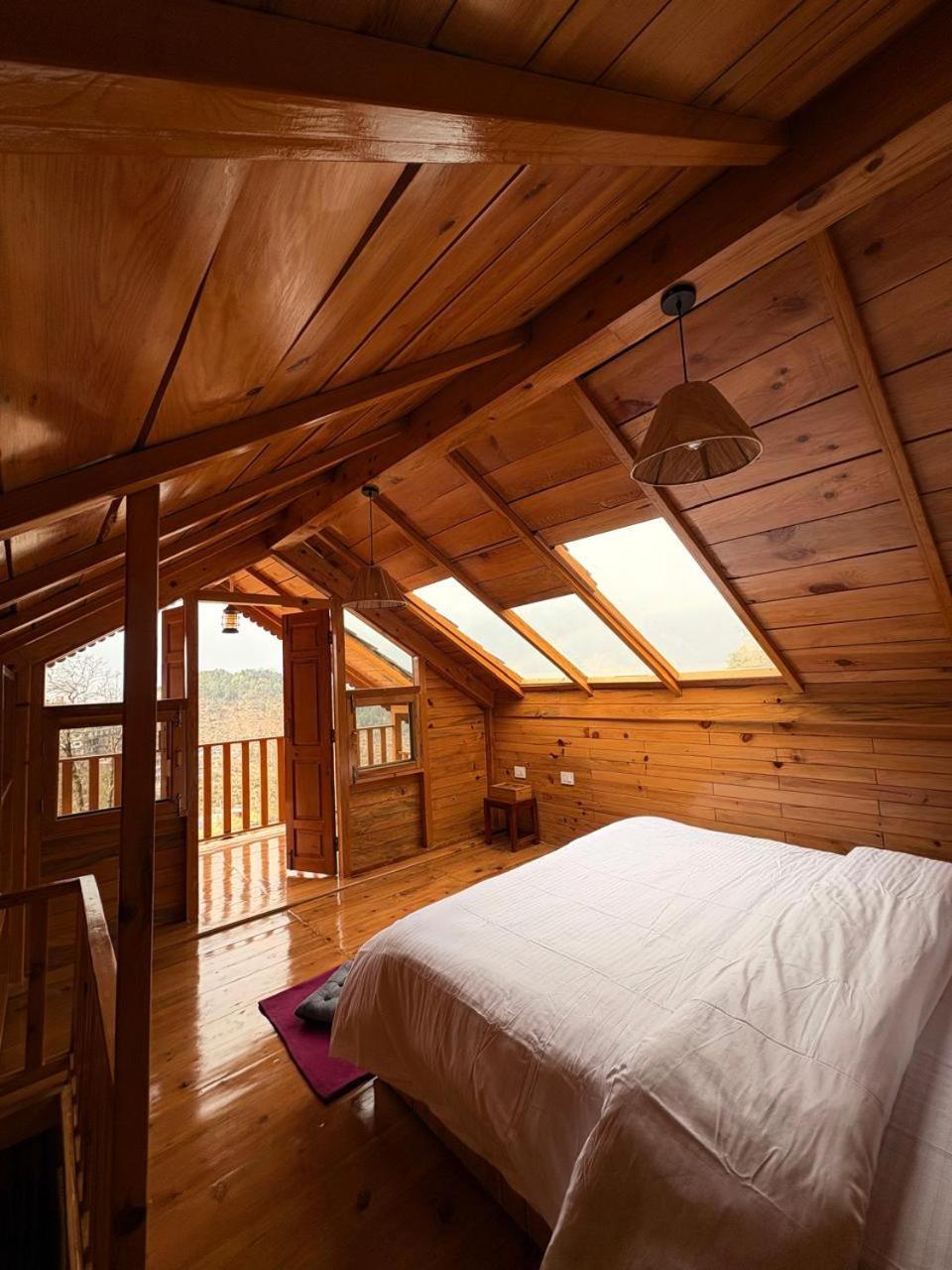 Naddi Pine Wood Hut Apartment *