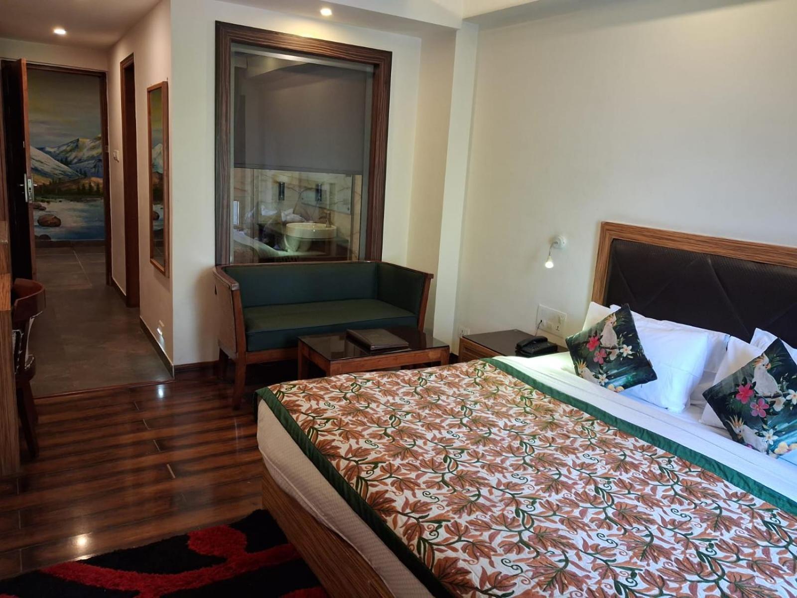 Hotel Cloudchat *