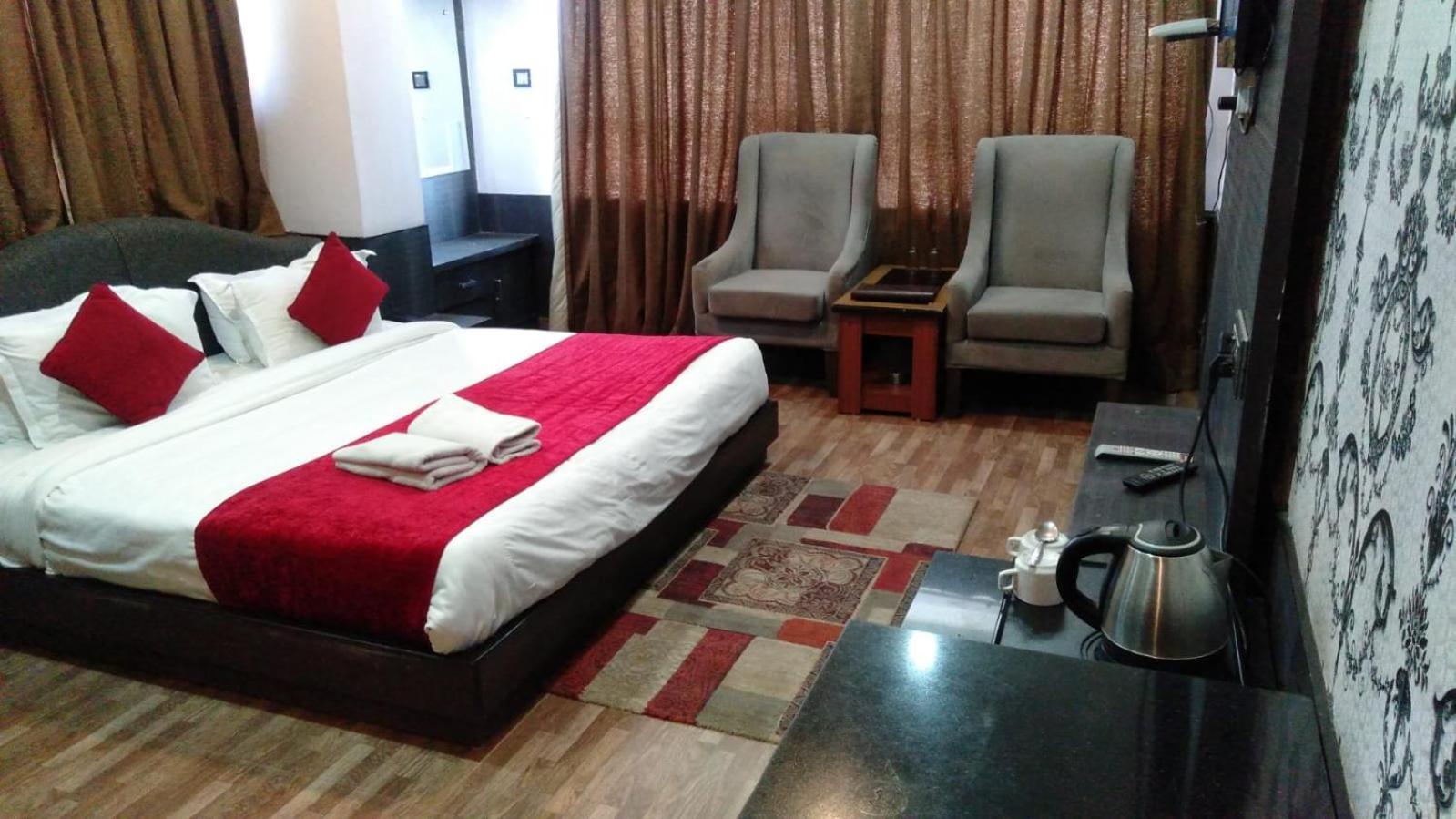 Hill, Near Mall Road, Mcleodganj# Parking#restaurant Hotel 3*