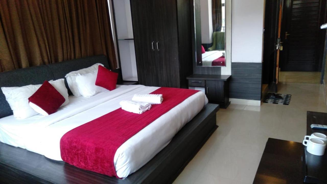 Hotel Hill, Near Mall Road, Mcleodganj# Parking#restaurant 3*