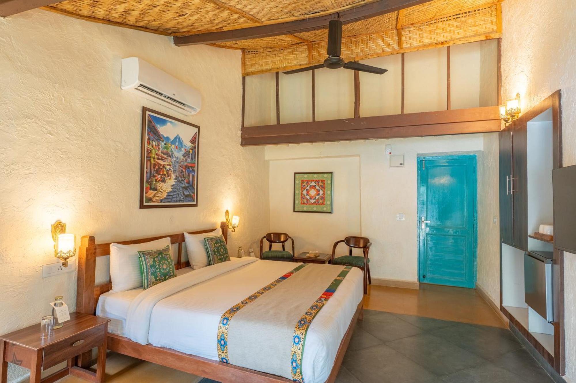 Tree Of Life Birdsong , 5* Dharamshala