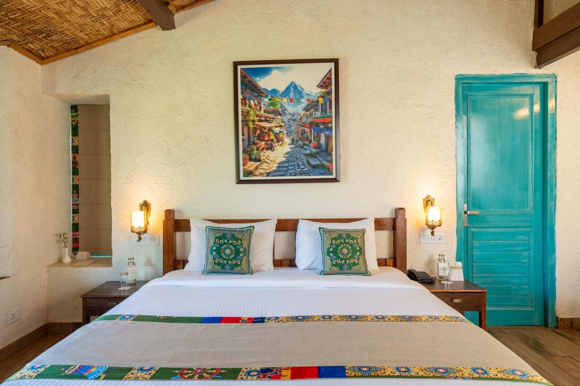 Tree Of Life Birdsong , Hotel 5*
