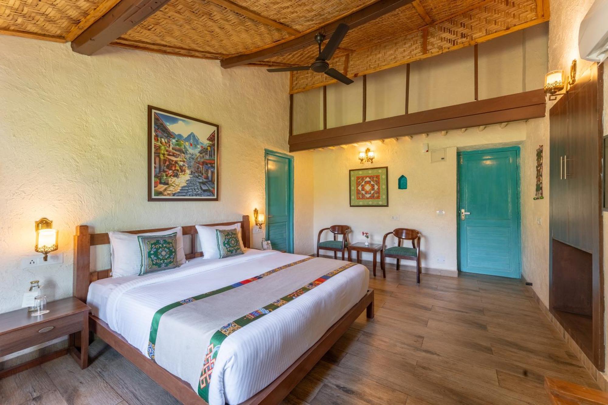 Tree Of Life Birdsong , 5* Dharamshala