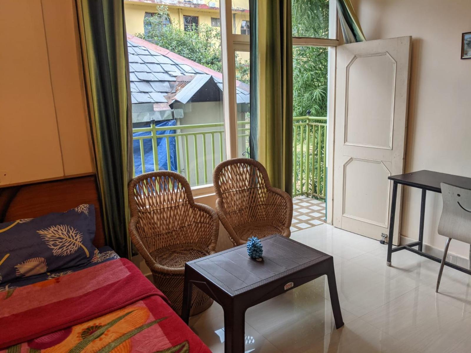 Vista Nest, Mcleodganj Guest house *
