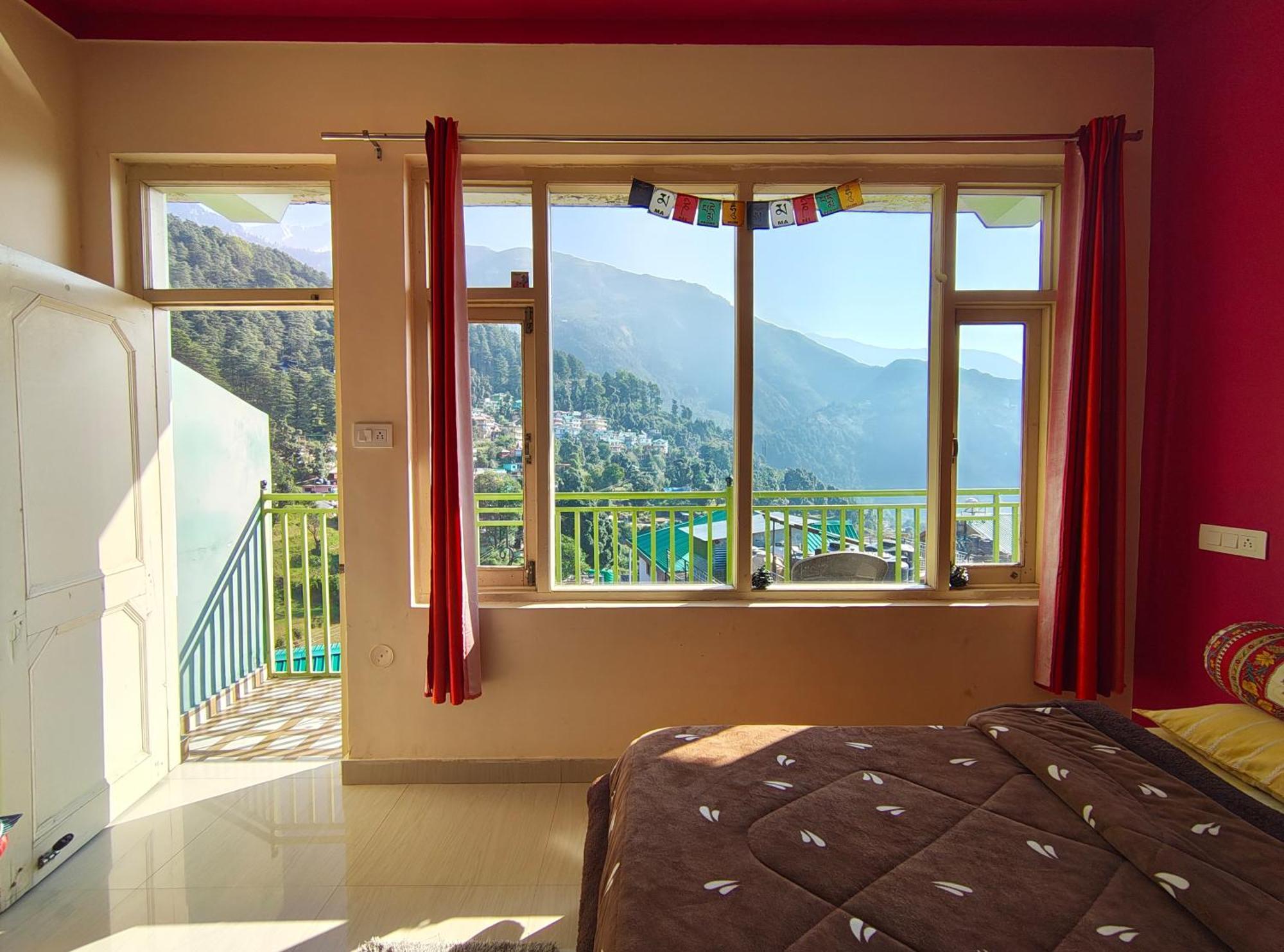 Vista Nest, Mcleodganj Guest house
