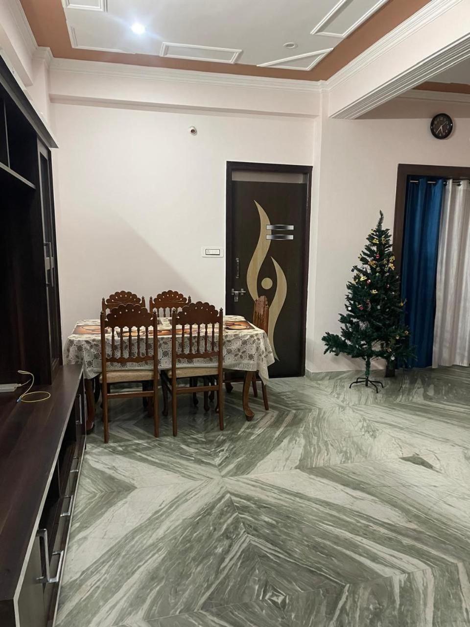 Cozy Retreat L Your Away Dharamshala