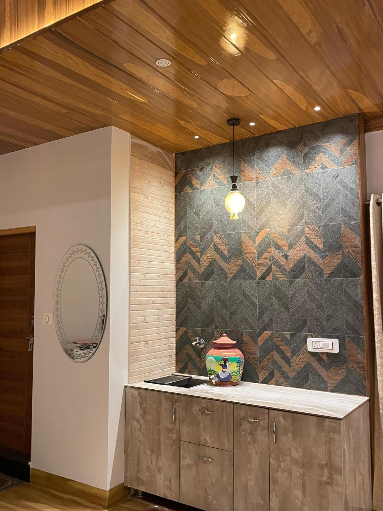 Cozy Retreat L Your Away Apartment