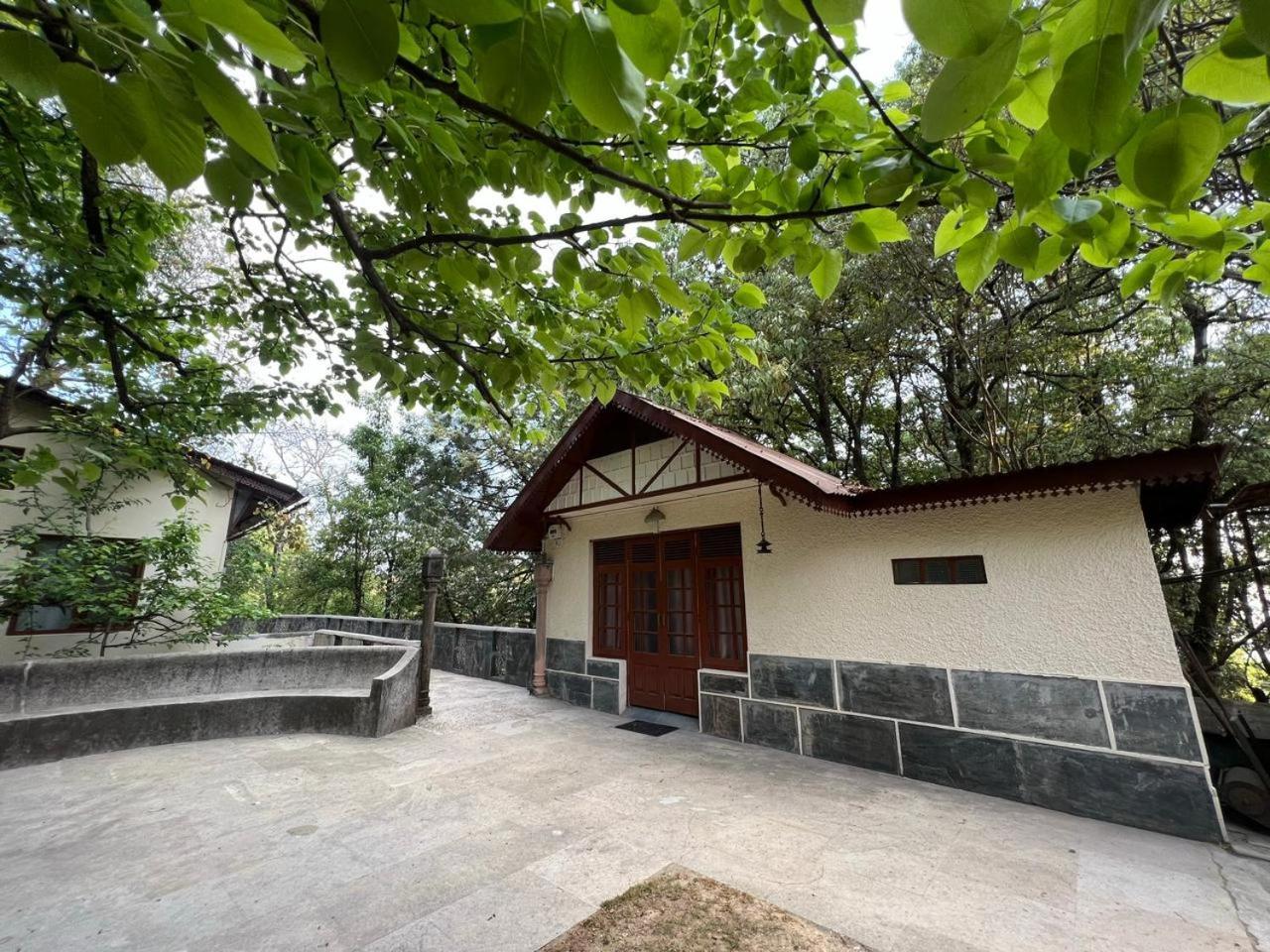Clouds End Villa, A Heritage Home Stay, 10 Mins From Mcleodganj 3*