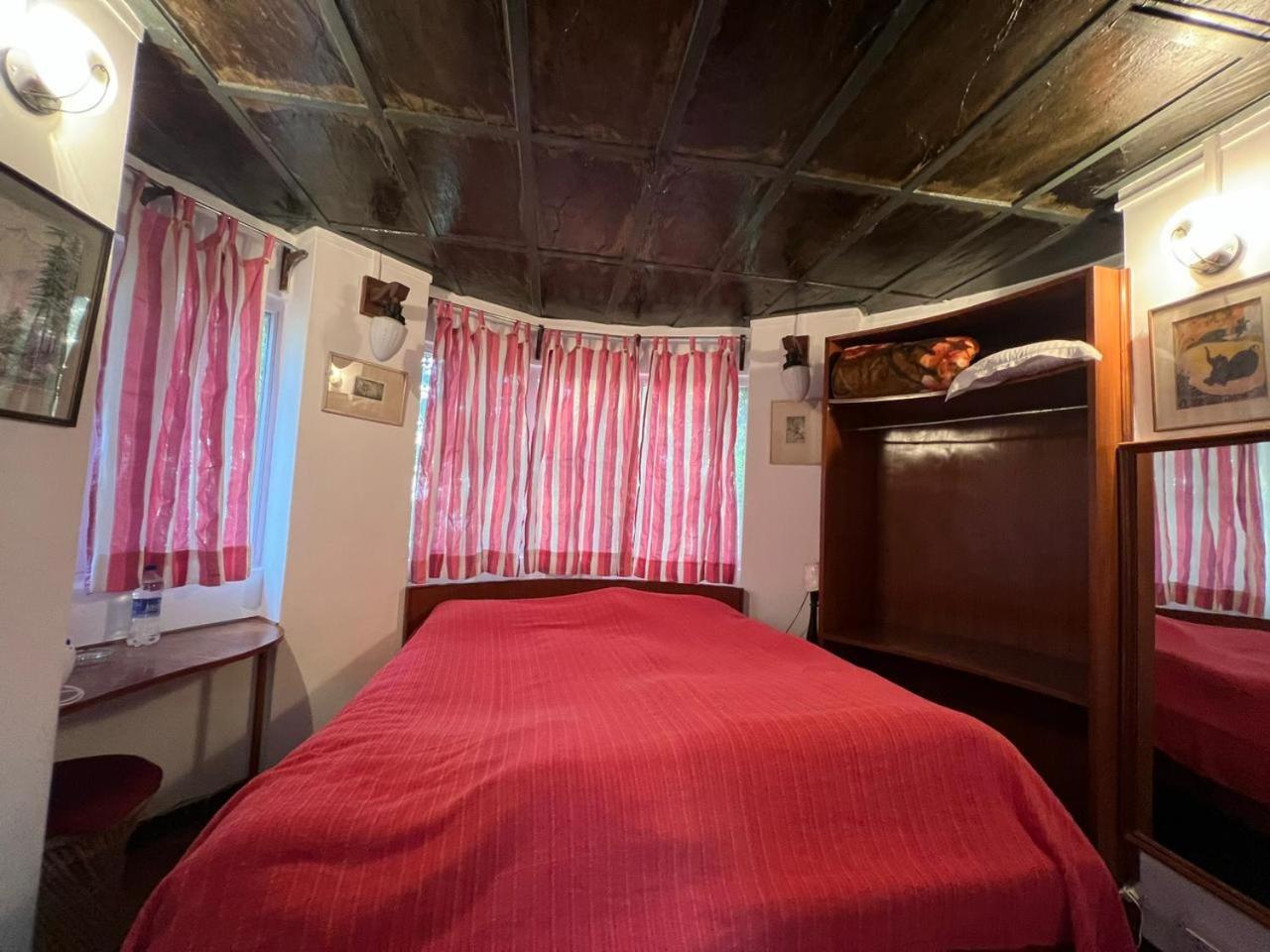 Clouds End Villa, A Heritage Home Stay, 10 Mins From Mcleodganj 3* Dharamshala