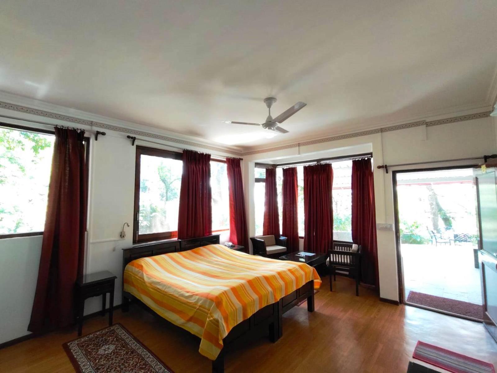 Clouds End Villa, A Heritage Home Stay, 10 Mins From Mcleodganj Hotel 3*
