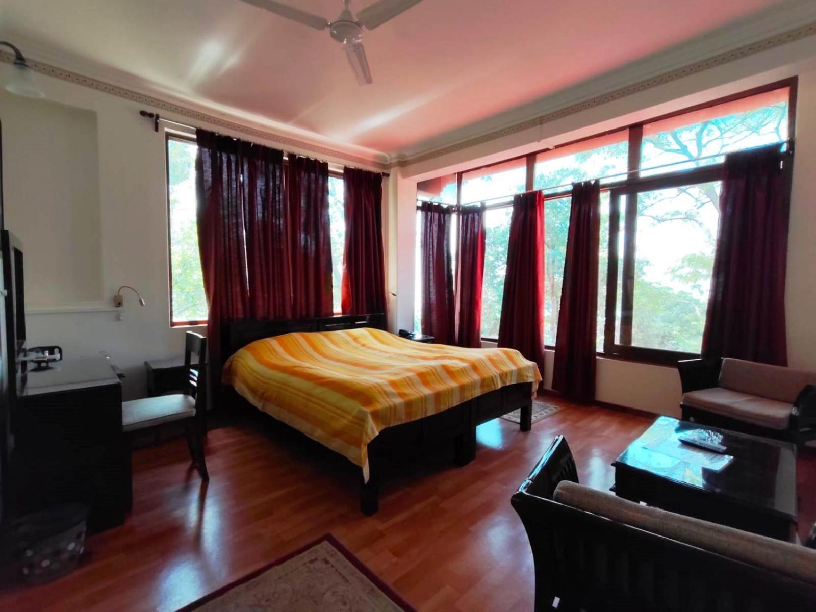 Clouds End Villa, A Heritage Home Stay, 10 Mins From Mcleodganj 3*
