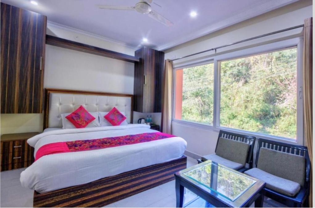 Hotel Bliss Valley - Beautiful View Of Mountains From Dharamshala