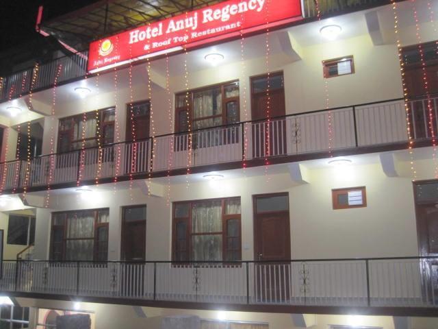 Hotel Fabhotel Anuj Regency 3*