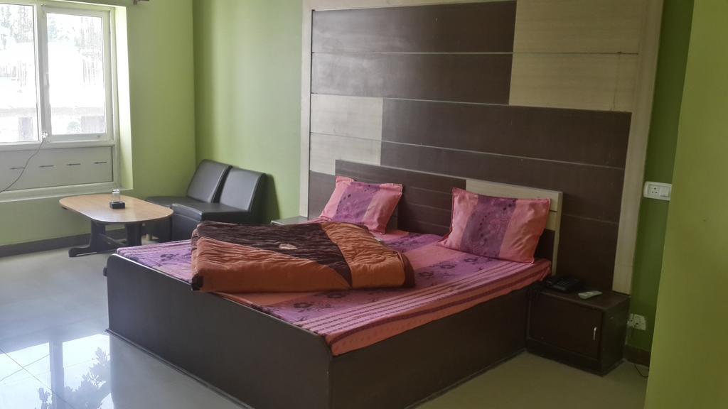 Sambyal Wings Hotel 2*