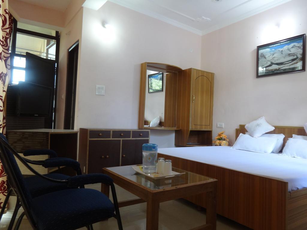 Kumar Residency