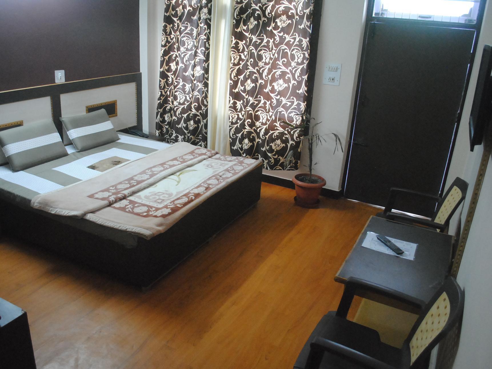 Hotel Dharamkot Dharamshala
