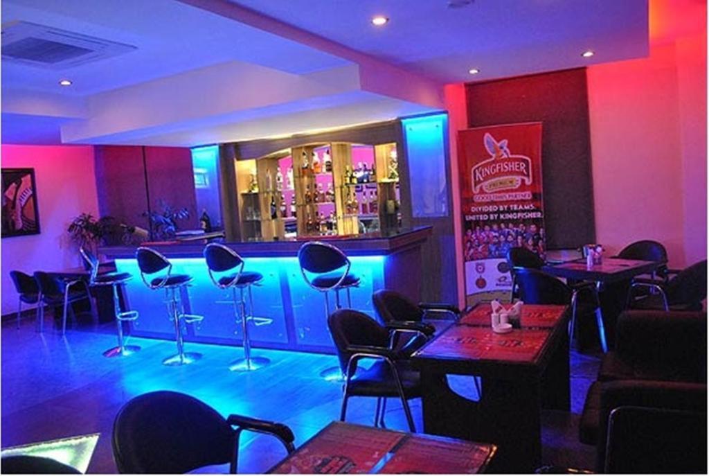 Treebo Trend Gk Conifer Hotel