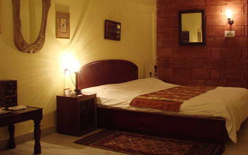 Welcomheritage Grace Hotel