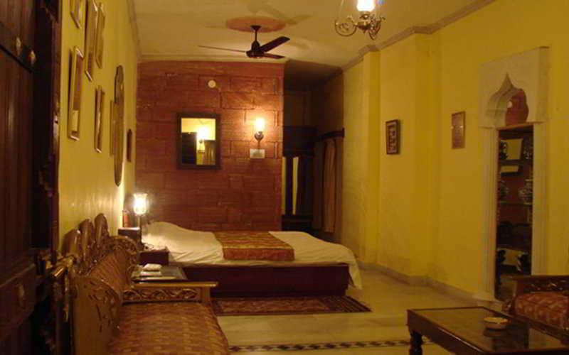 Hotel Welcomheritage Grace 3*