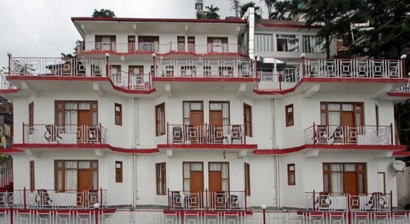 Deodar Hotel 3*