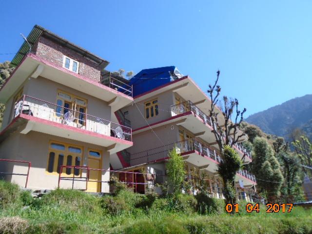 Sunrise House Guest house *