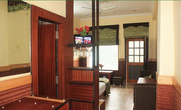 Hotel Gandhi's Paradise