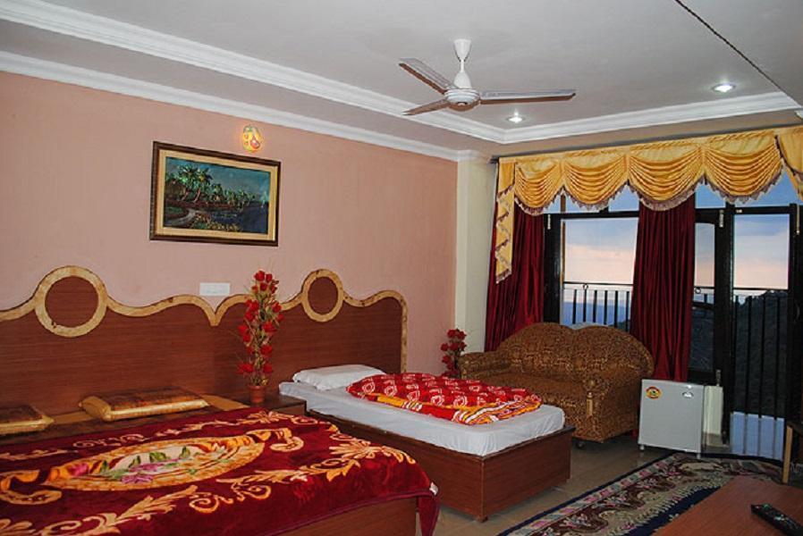 Hotel Grand Hill *