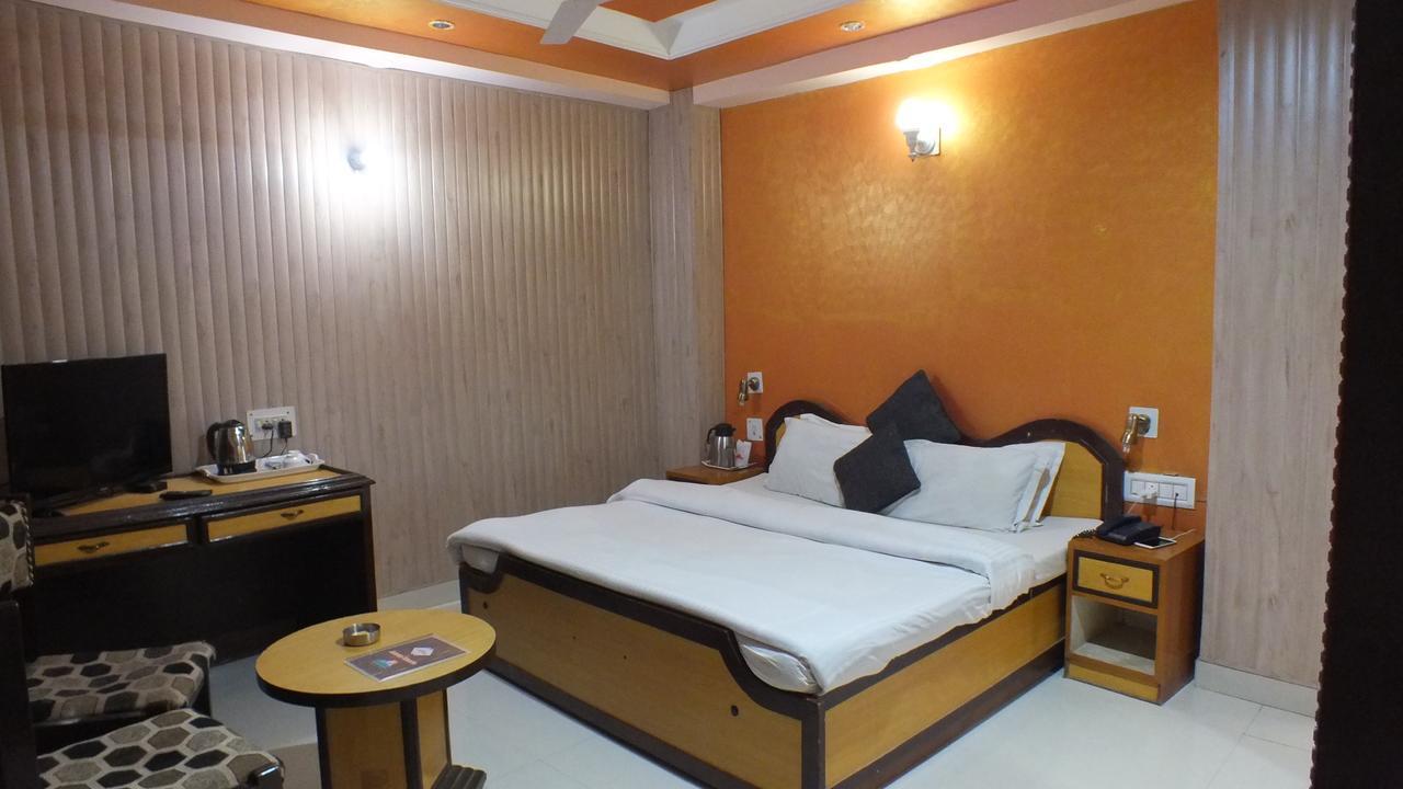 Hotel Anupam Resorts Dharamshala