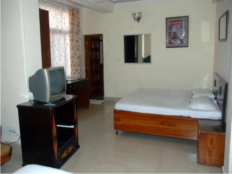 Hotel Anand Palace Dharamshala