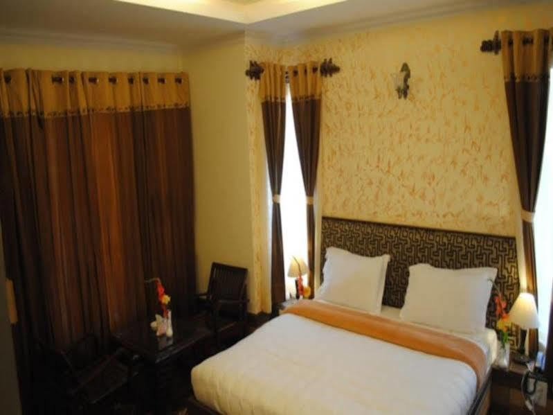 Hotel Moon Walk Residency 3*