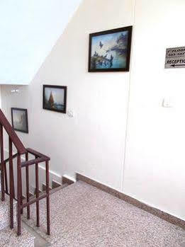 Hotel Mountain Mcleodganj 3*