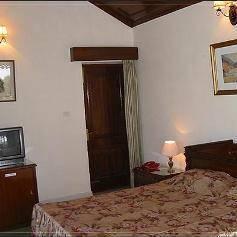 Hotel White Haven Palace Estate Dharamshala
