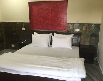 Goroomgo The Sojourn, Adharshila & Gulmohar 3* Dharamshala