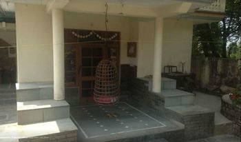 Goroomgo The Sojourn, Adharshila & Gulmohar Hotel