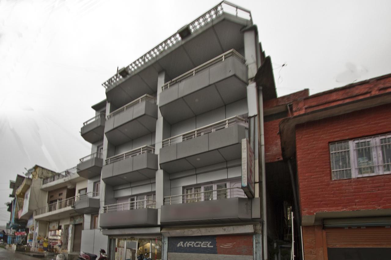Oyo 7028 Krishna And Restaurant Dharamshala