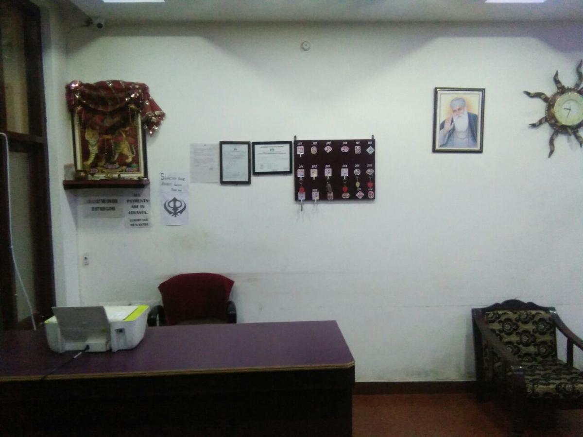 Hotel Royal Taj *