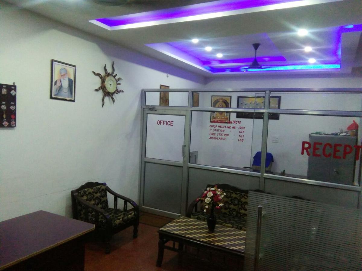Hotel Royal Taj *