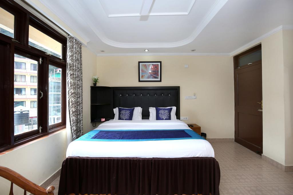 Oyo 9942 Ravine Hotel