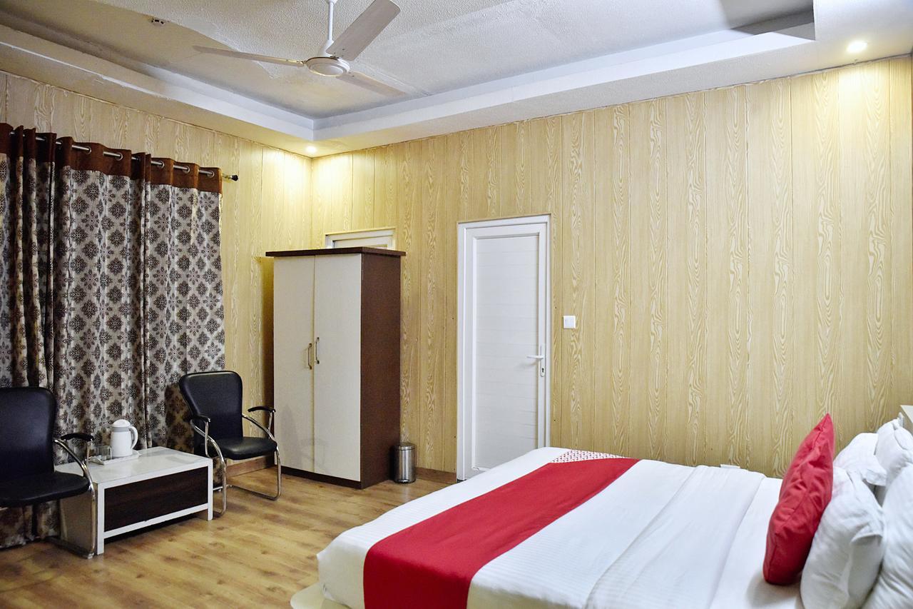 Hotel Vakratunda 3*