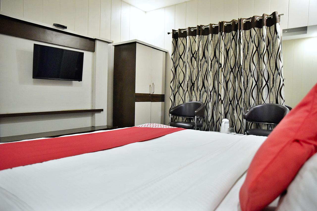 Hotel Vakratunda