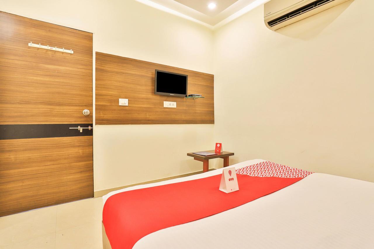 Inn Oyo 4605 Aakarsh