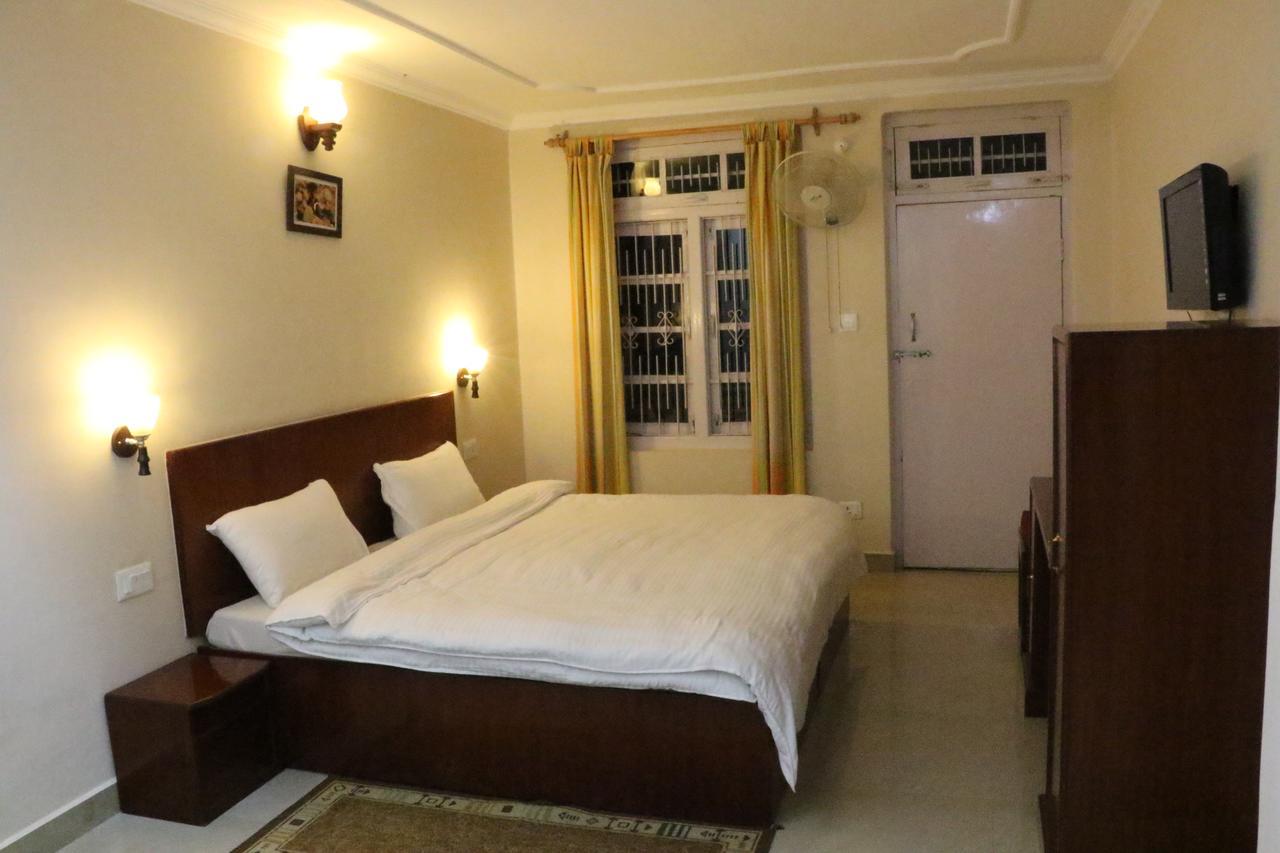Green Hotel 2*